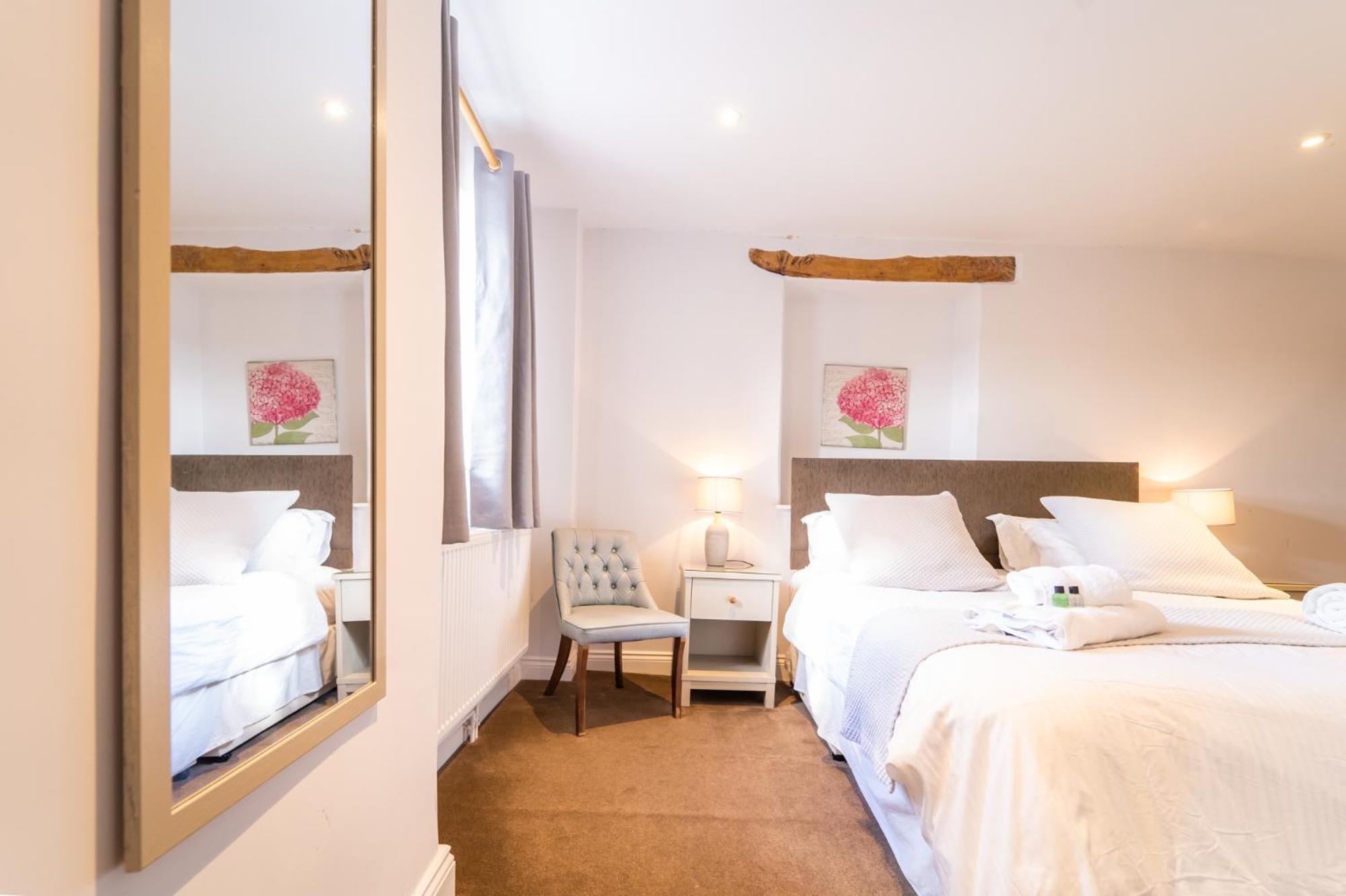 Sugarbeat Eating House Hotell Stoke Holy Cross Exteriör bild